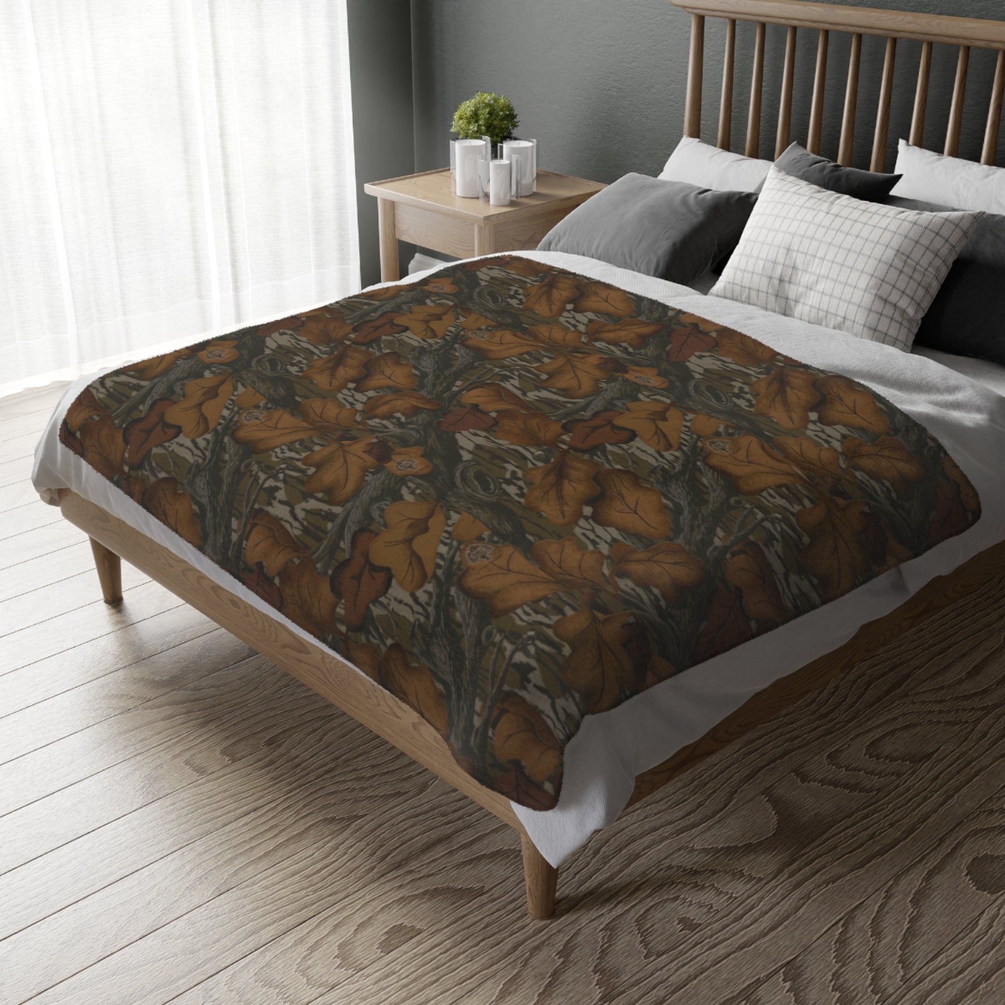 Fall Foliage Camouflage Fleece Throw Blanket (Two size Options)