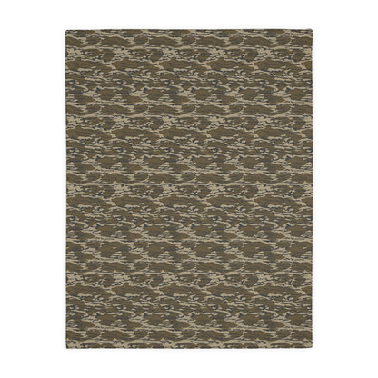 Bottomland Camouflage Fleece Throw Blanket (Two Sizes)