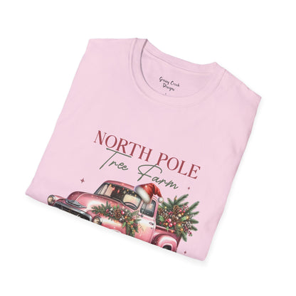 North Pole Tree Farm Vintage Truck Christmas Women’s Graphic T-Shirt