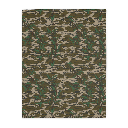 Greenleaf Camouflage Fleece Throw Blanket (Two Size Options)