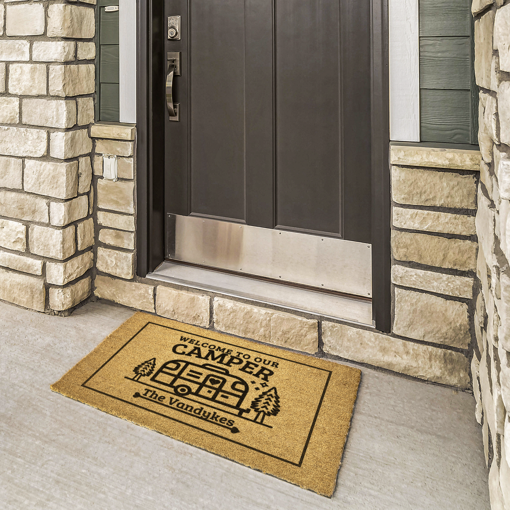 Welcome_Outdoor_Mat_Outdoor_Mat_Lifestyle_02_Mockup.png
