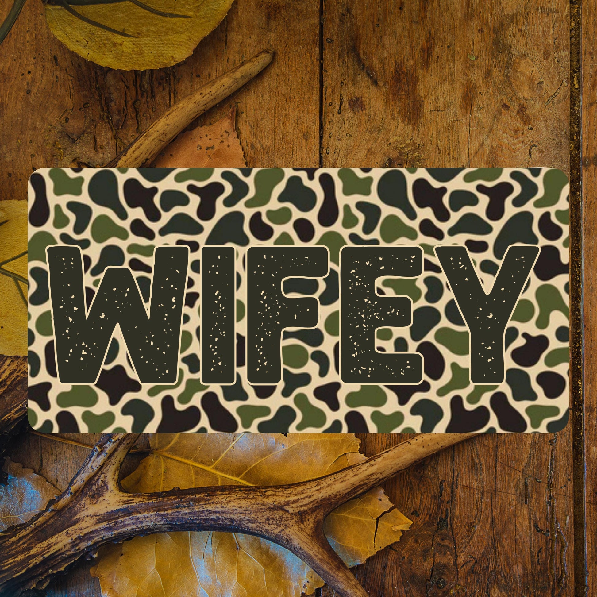 Retro Hunting Vibes Old Skool Camo "WIFEY" Decorative License Plate